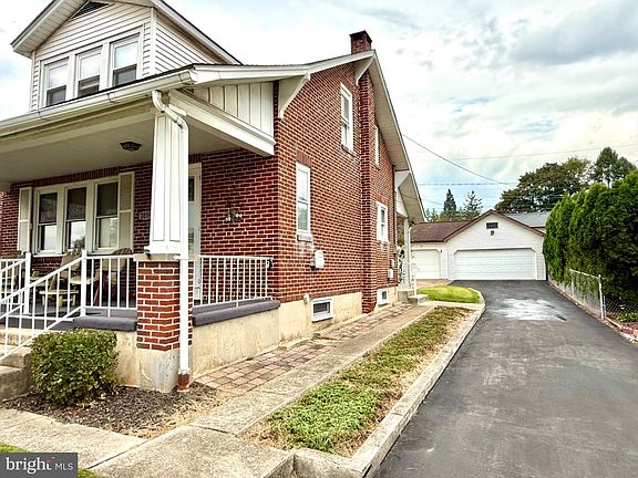 3rd image of 2039 Reading Ave