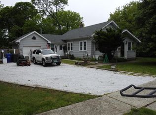 1096 Indian Hill Rd, Toms River, NJ 08753