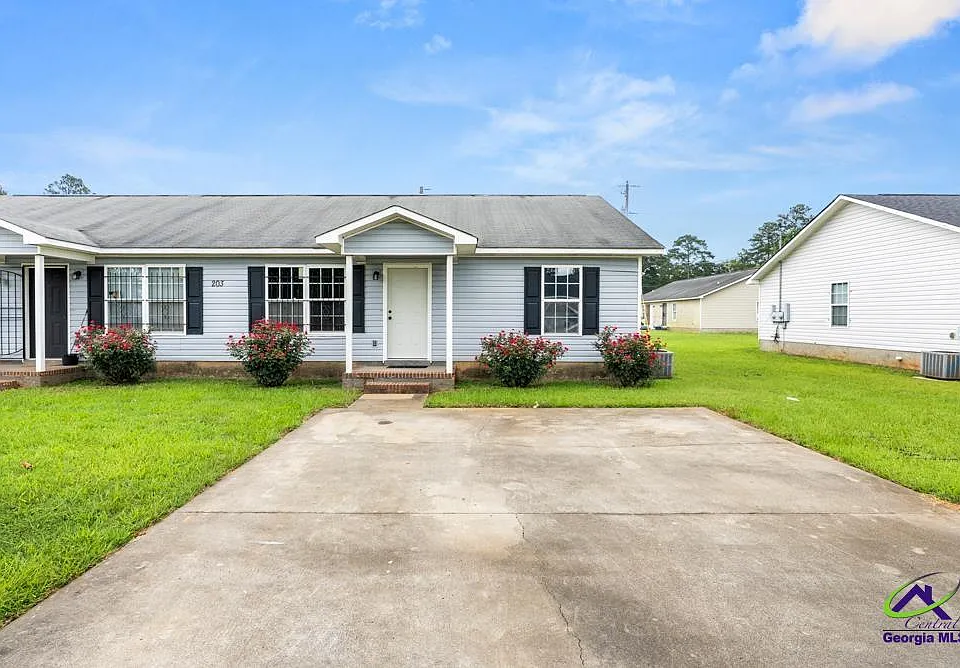 203 Brooks Blvd
