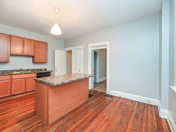 4th image of 2342 Chickasaw St APT 3