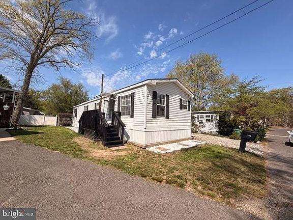 5th image of 112 Woodside Rd