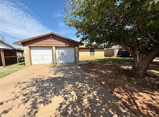 917 E George St, Altus, OK 73521