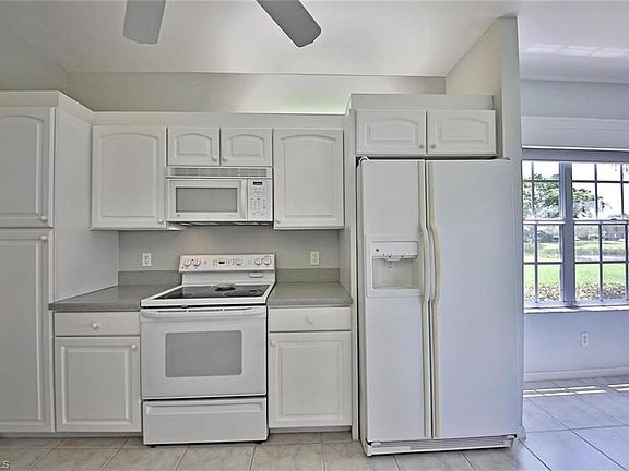 3rd image of 9205 Lalique Ln APT 1701
