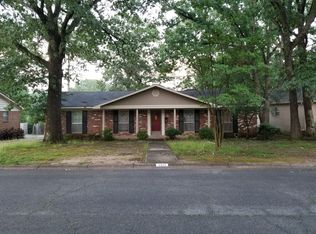 2014 Gunpowder Rd, Little Rock, AR 72227