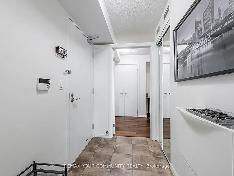 209 Fort York Blvd #962 — Photo 2