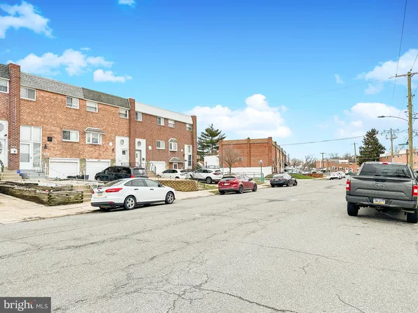 3534 E Crown Ave, Philadelphia, PA 19114