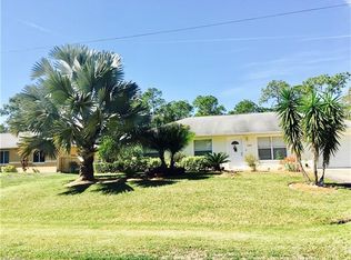 1021 Apple Ave, Lehigh Acres, FL 33971