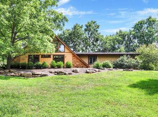 2577 Mullinix Rd, Greenwood, IN 46143