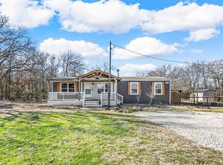 821 Boone Cir, Valley View, TX 76272