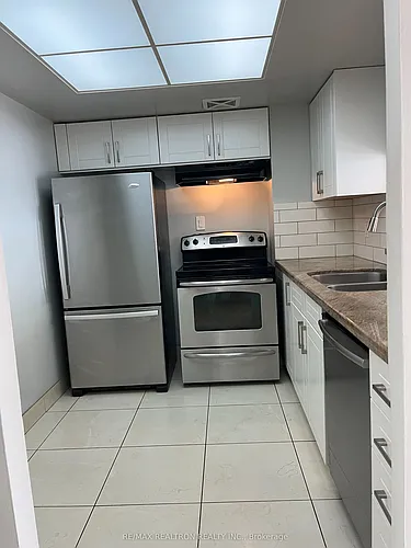 5765 Yonge St #1201 Photo 1