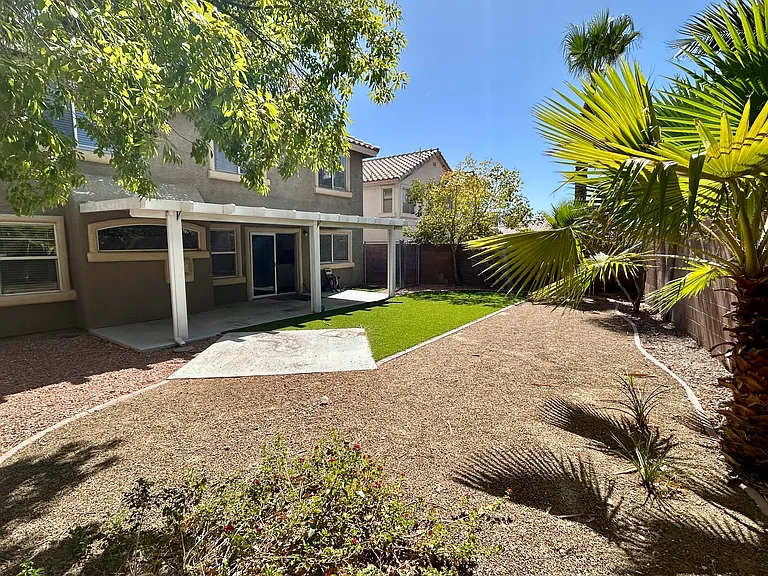 10409 Mountain Lodge Pl — Photo 17