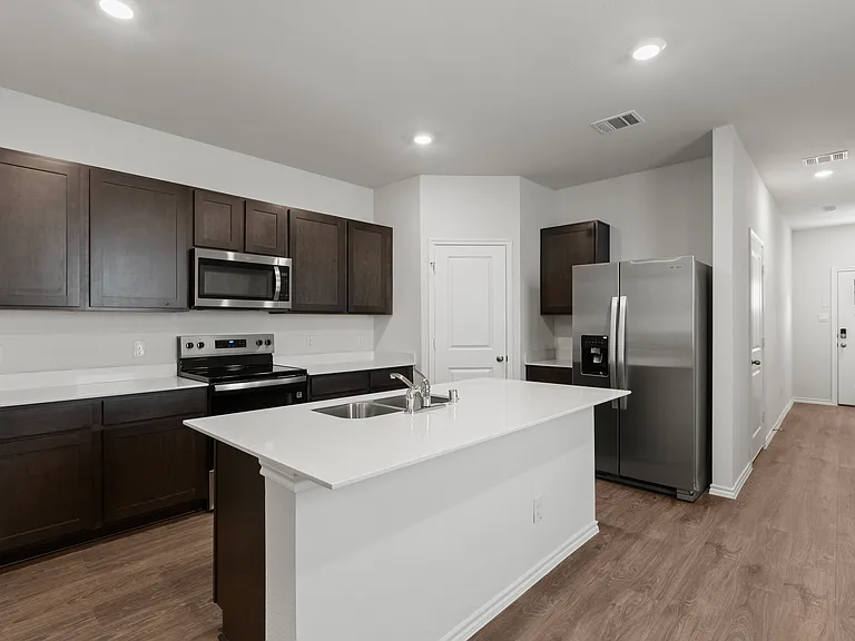 7016 Vining Dr — Photo 5