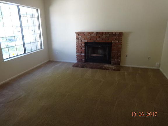 3rd image of 146 Deblynn Ct