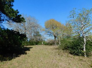 5928 Hilltop Ln, Sealy, TX 77474