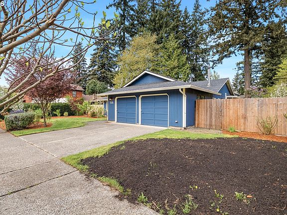 4th image of 5506 NE 75th St