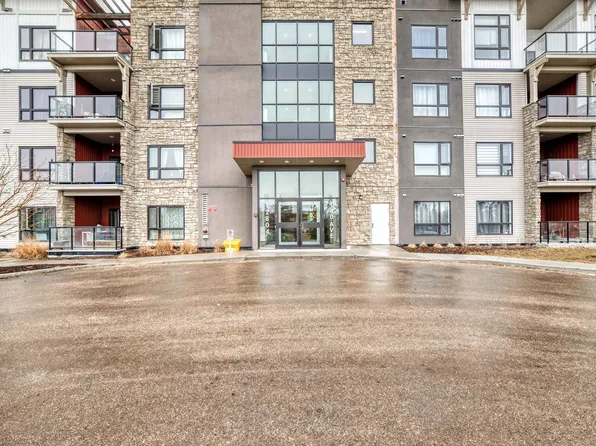 12804 140th Ave NW #221, Edmonton, AB T6V 0M3