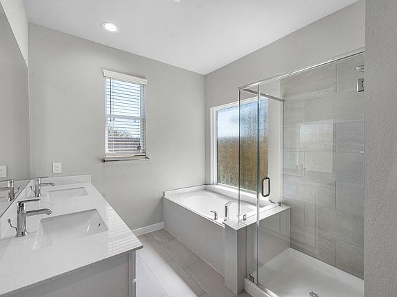 4th image of 18906 Baldcypress Basin Ln