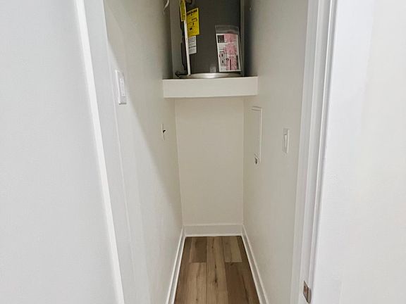 3rd image of 4148 Parkside Ave #101