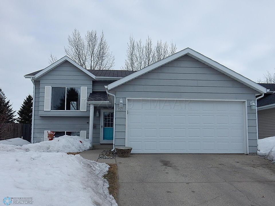 1st image of 1218 32nd Ave S