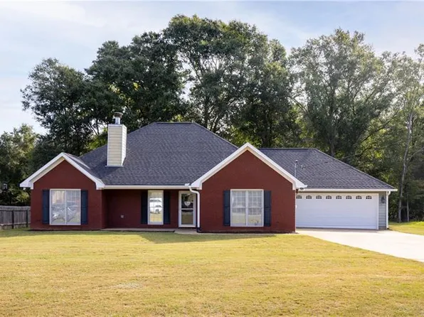 245 Owens Rd, Fort Mitchell, AL 36856