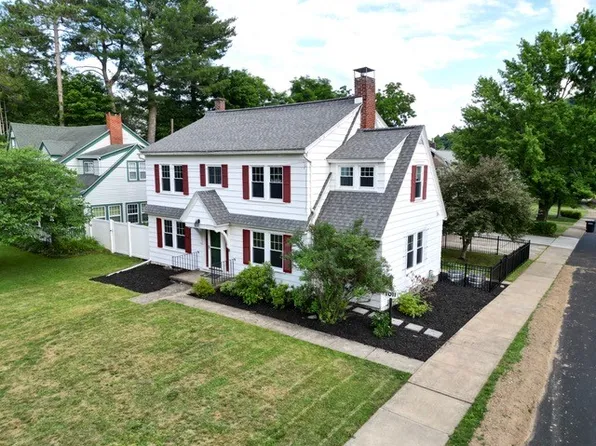 1011 W Water St, Elmira, NY 14905