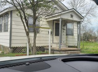 207 N Broadway St, La Porte, TX 77571