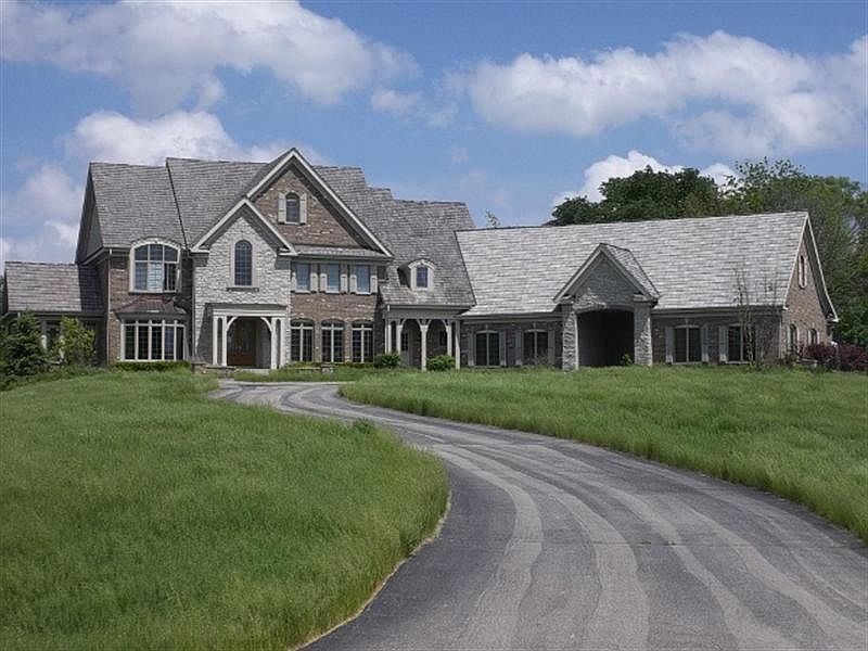 1st image of 36W272 Oak Pointe Dr