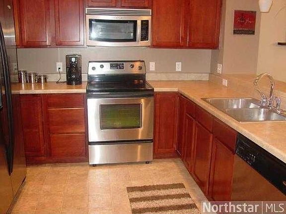 2nd image of 3493 Cherry Ln Unit B