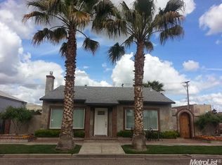 121 W 1st St, Ripon, CA 95366