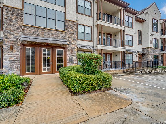 2nd image of 7342 oak manor #7310