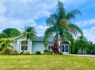 407 Azine Ter, Sebastian, FL 32958