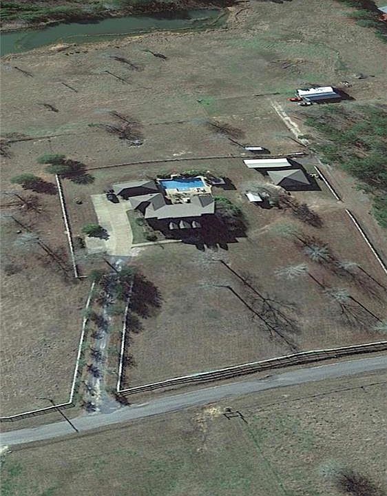 1st image of 178 Dogwood Ln