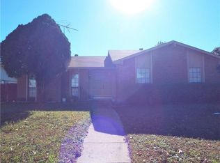 2606 Silverdale Ln, Garland, TX 75044
