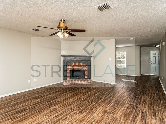 3rd image of 1506 Leeward Ln