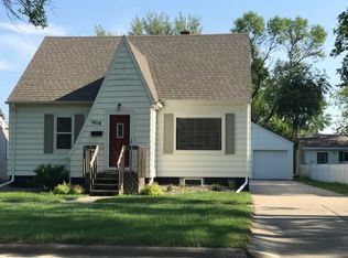 1619 1st Ave N, Grand Forks, ND 58203