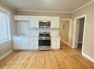 8707 S Manistee Ave APT 1R, Chicago, IL 60617