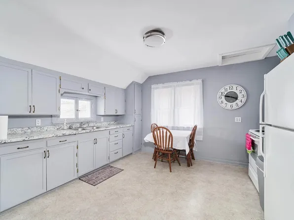 410 Ramsdell St, Manistee, MI