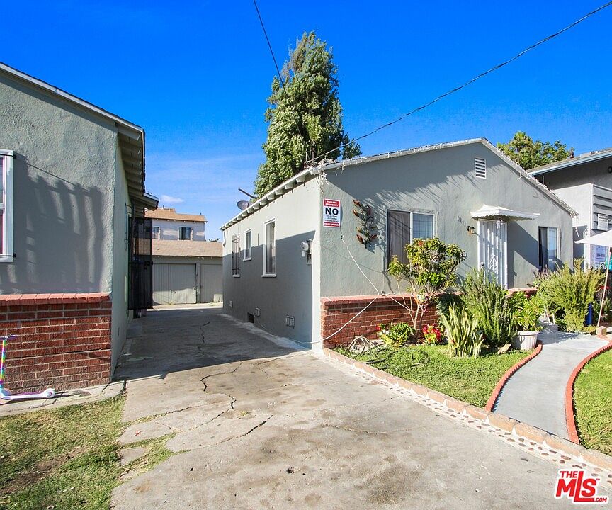 2nd image of 1041 W 108th St