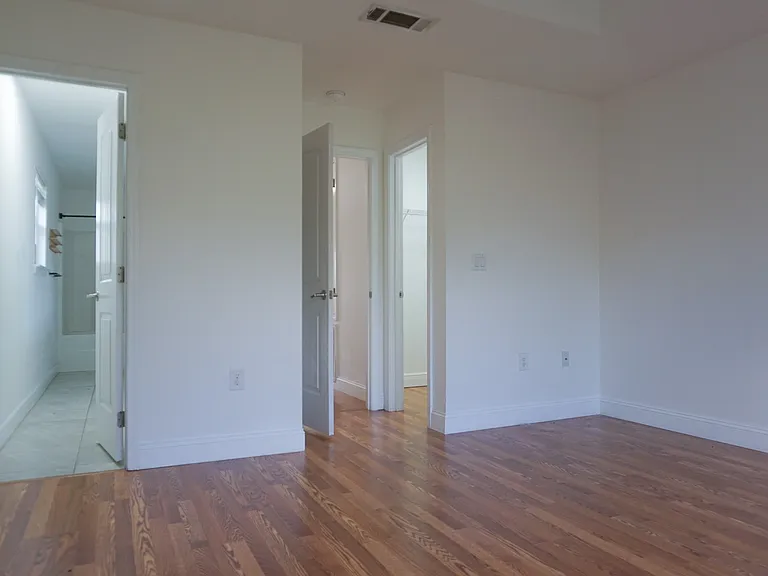 127 Bronze Cir — Photo 34