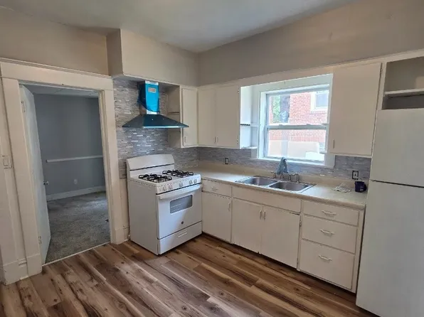 635 Worden St SE, Grand Rapids, MI 49507