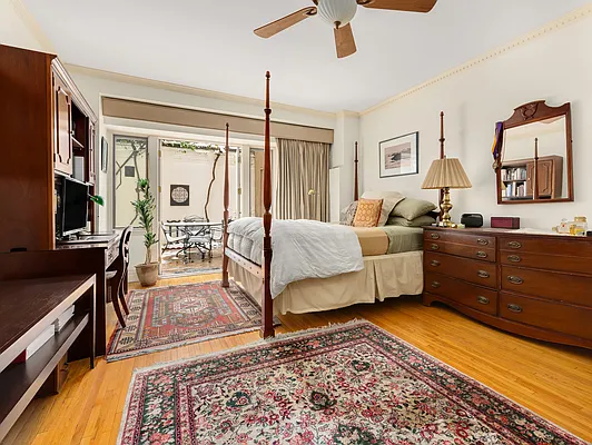 Sold by Douglas Elliman | media 10