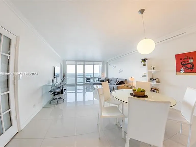 5601 Collins Ave #1206 — Photo 4