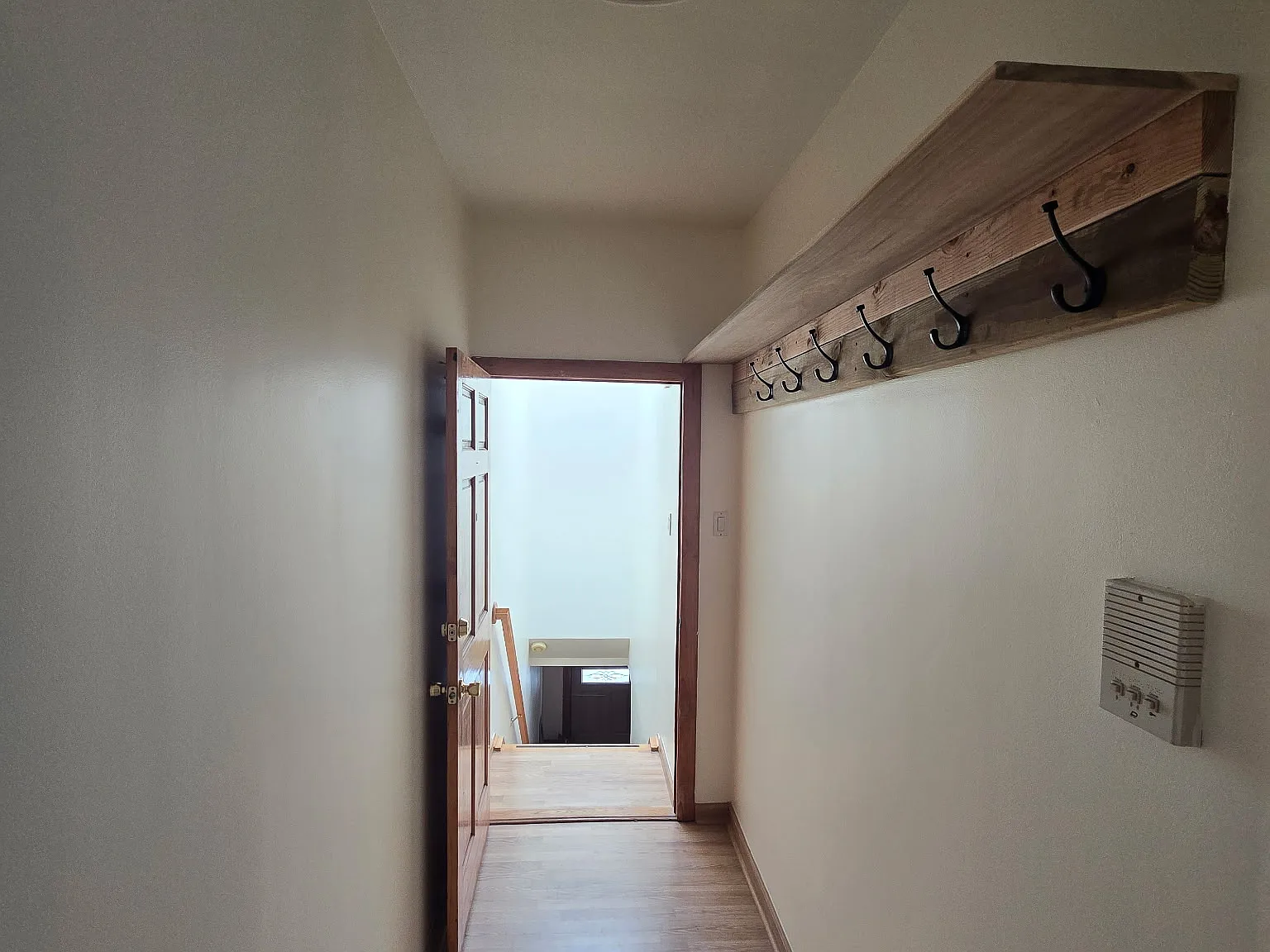 1 bed, 350 sqft, $2,300 — Photo 3