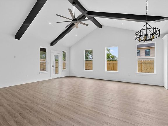 5th image of 5803 Plum Dale Rd