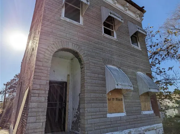 3618 S Broadway S, Saint Louis, MO 63118