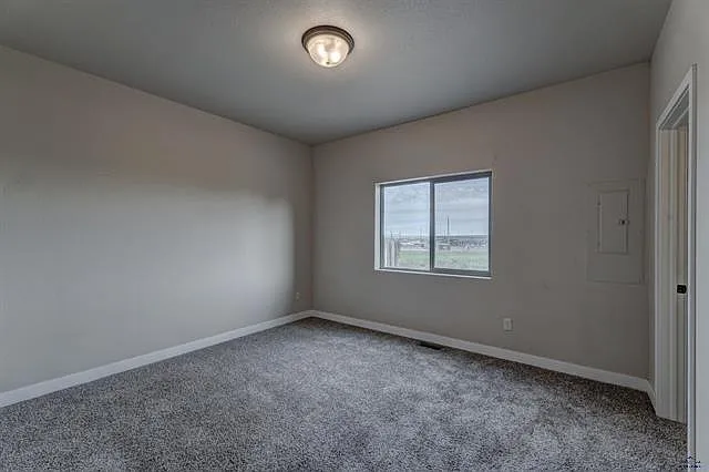 322 Bear Tooth Dr — Photo 10
