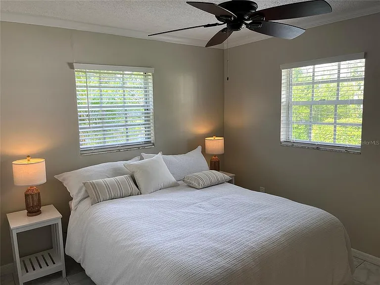 6650 Hickorywood Ln #6650 — Photo 11