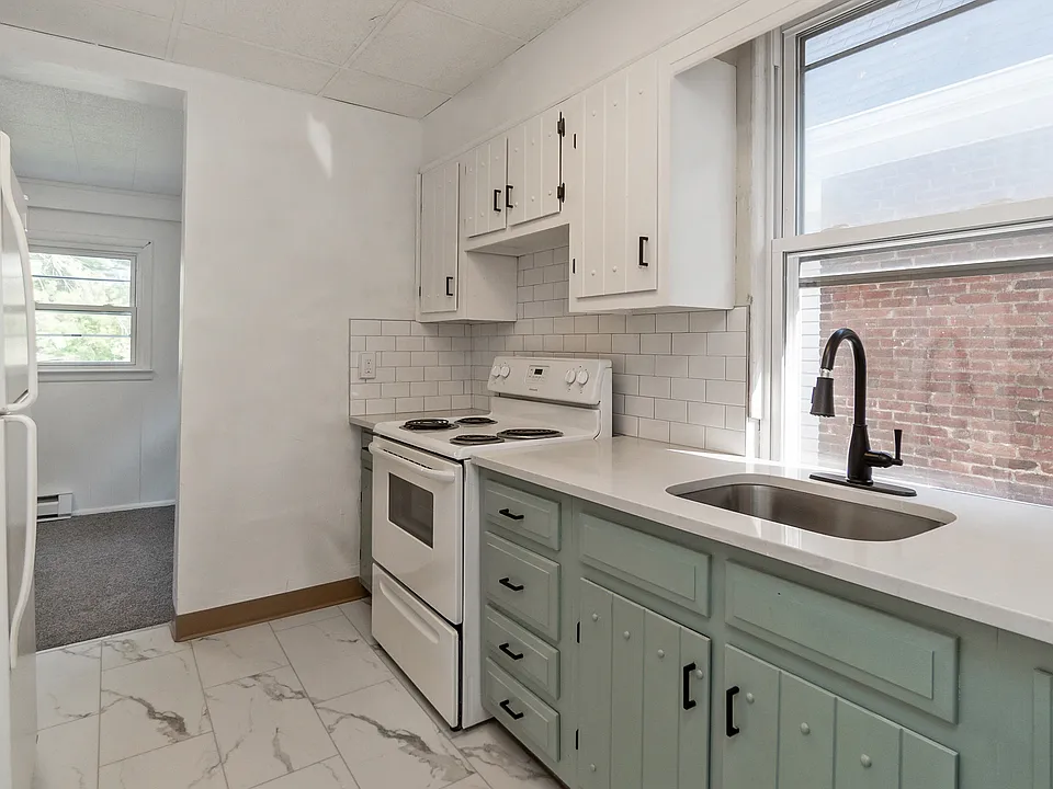 722 5th Ave #2
