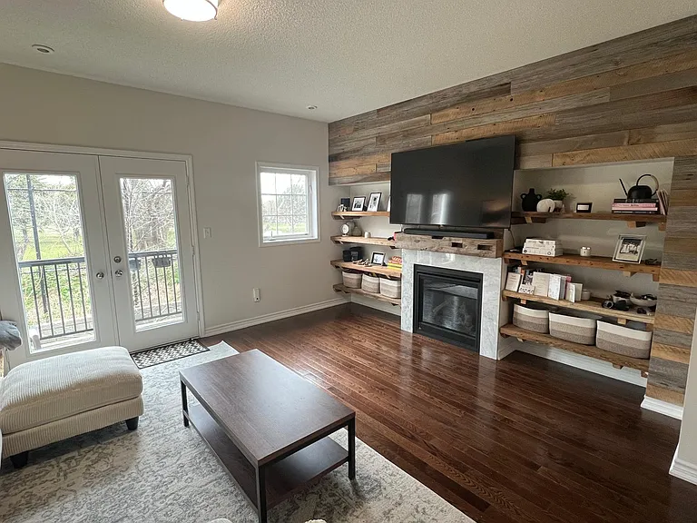 1129 Haig Blvd #5 — Photo 8