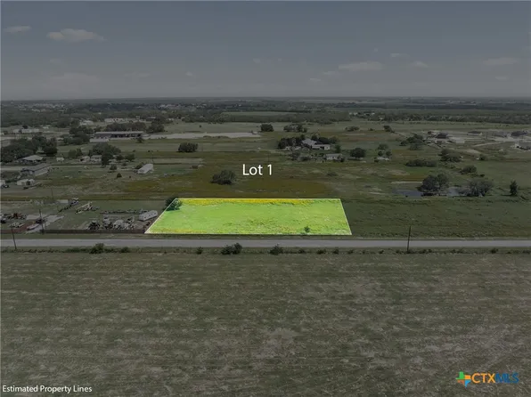 1 County Road 342, La Vernia, TX 78121